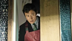 No Other Choice Review – Park Chan-wook’s Satirical Thriller Balances Visual Splendor with Slapstick Missteps